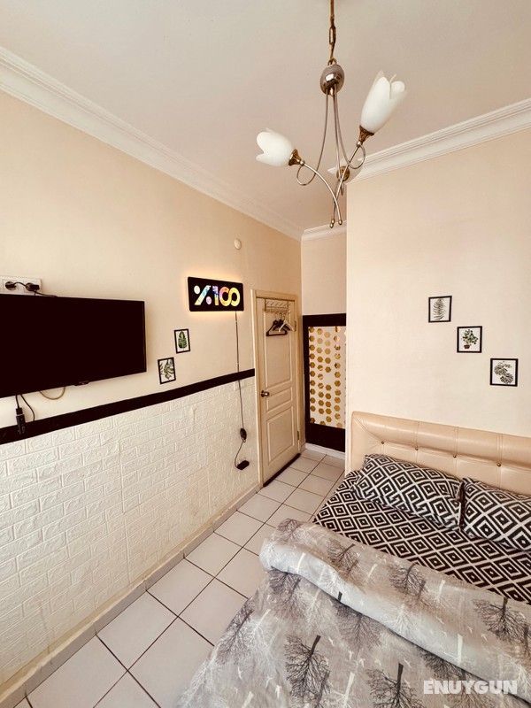 Standard Room - Road View