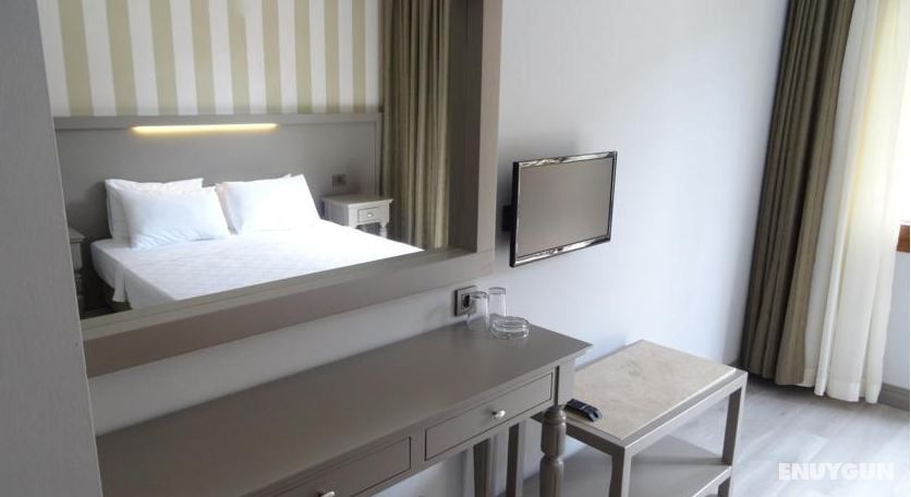 Standard Room, Garden View