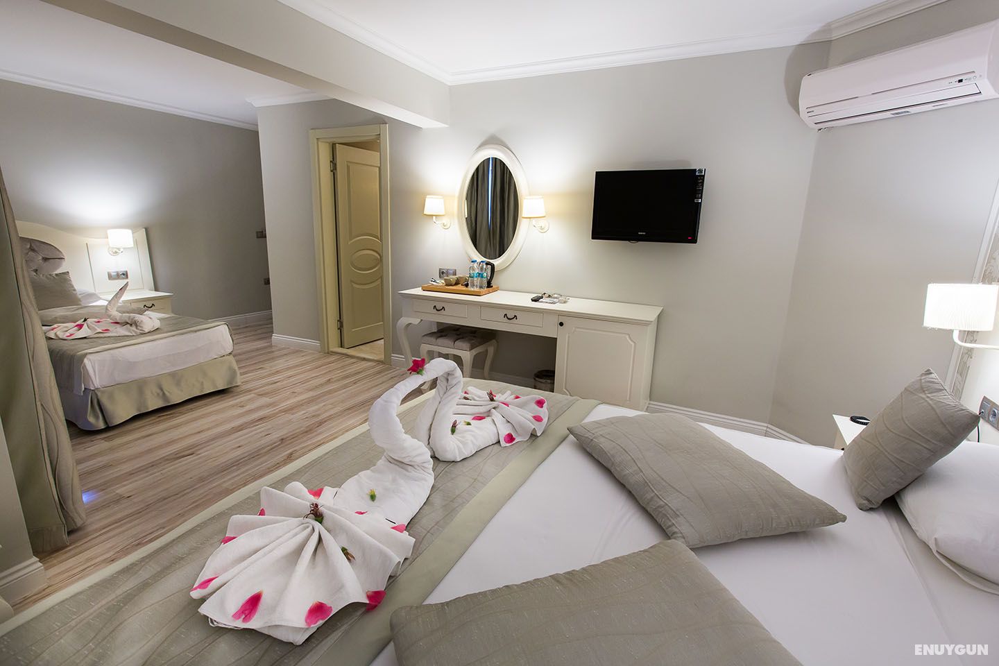 Deluxe Triple Country View W/ Balcony