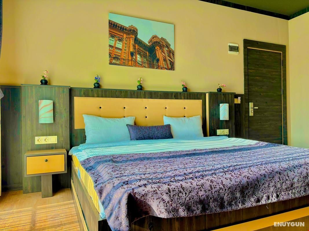 Deluxe Room with City View