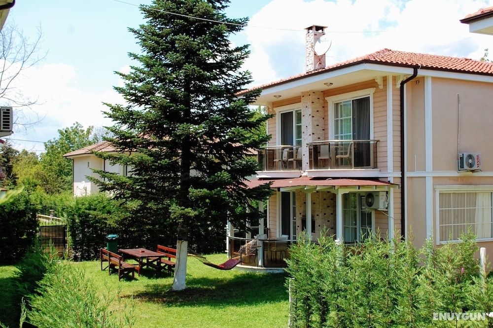 Premium Villa, 4 Bedrooms, Garden View, Poolside