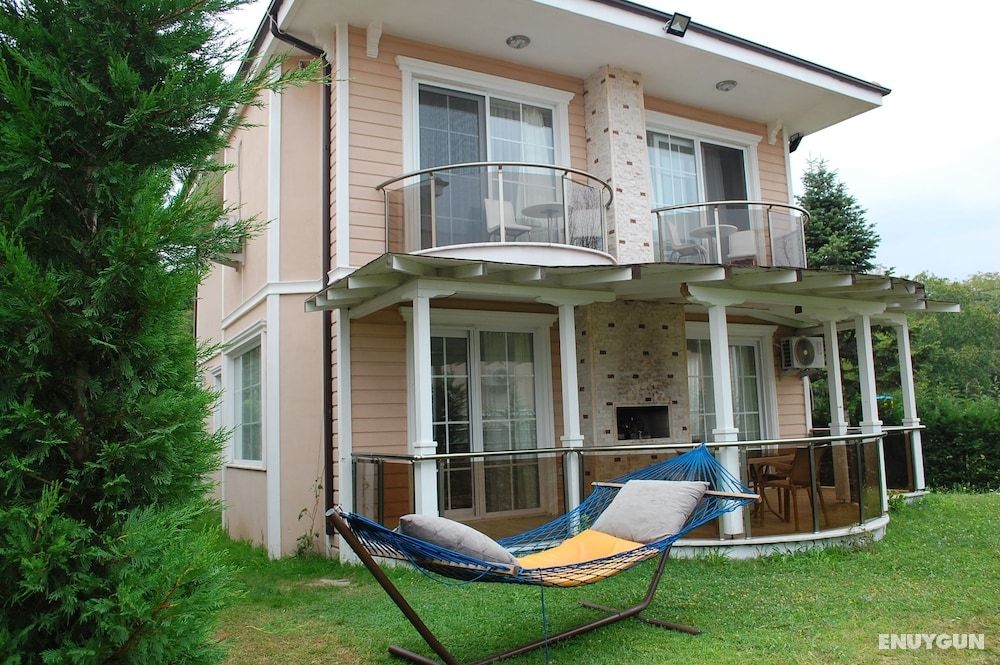 Premium Villa, 4 Bedrooms, Smoking, Courtyard View