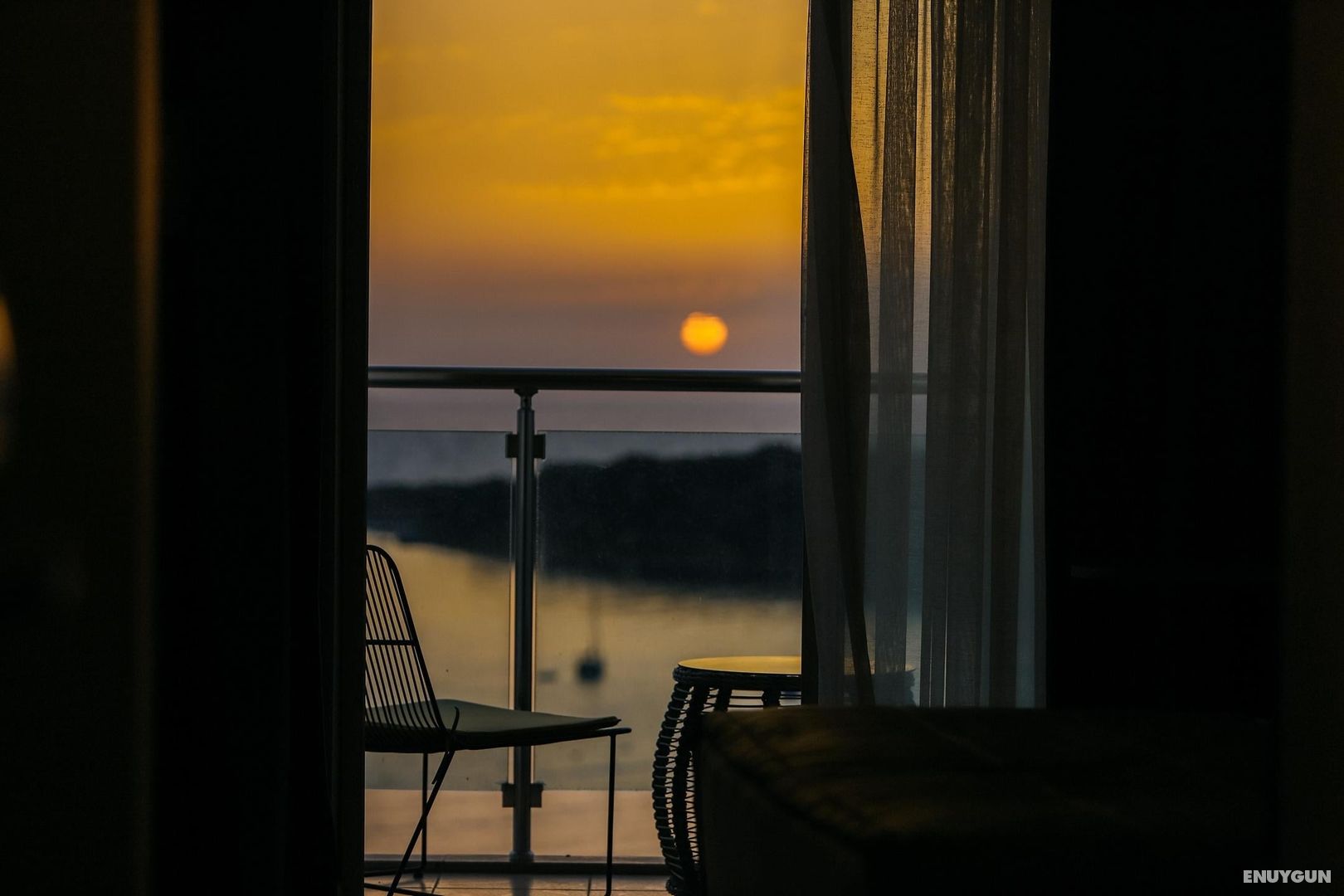 Standard Sea View