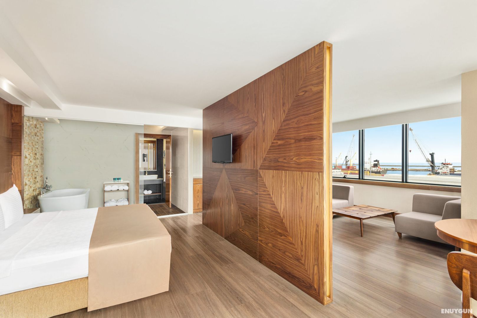 Suite Room