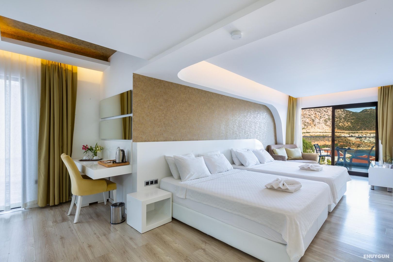 Deluxe Sea View Room