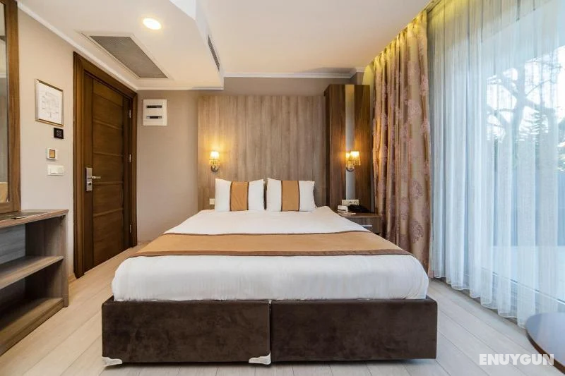 Standard Terrace Room