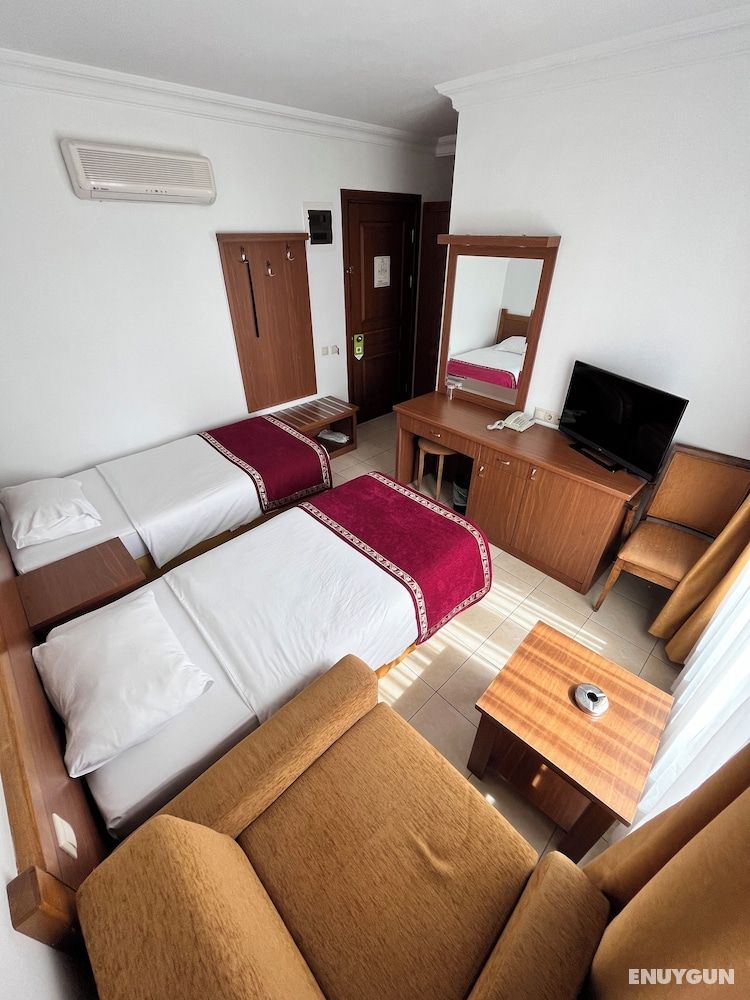 Double Or Twin Room With Sea View
