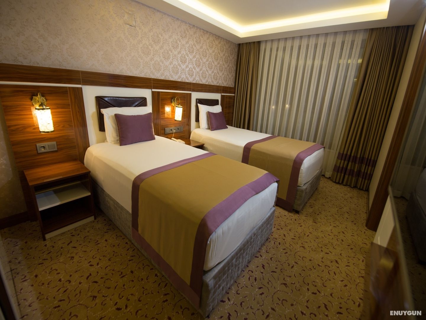 Standard Custom Room