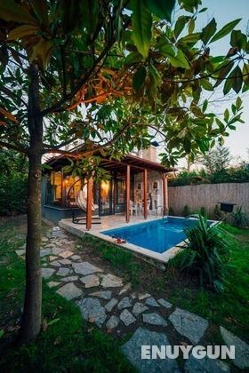 Tiny House Bungalow Room
