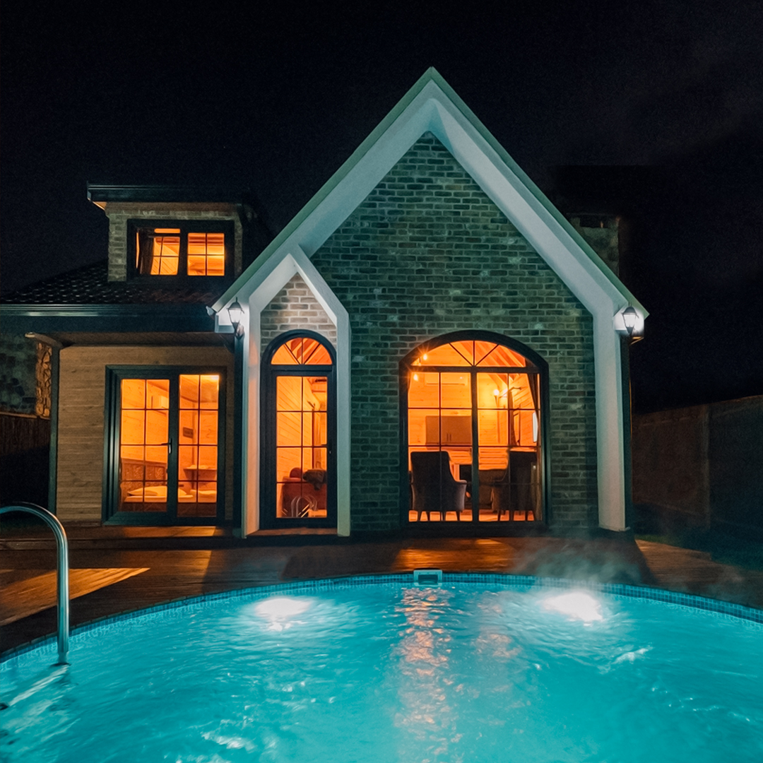 Suite Bungalow, Lake View, Private Pool and Garden