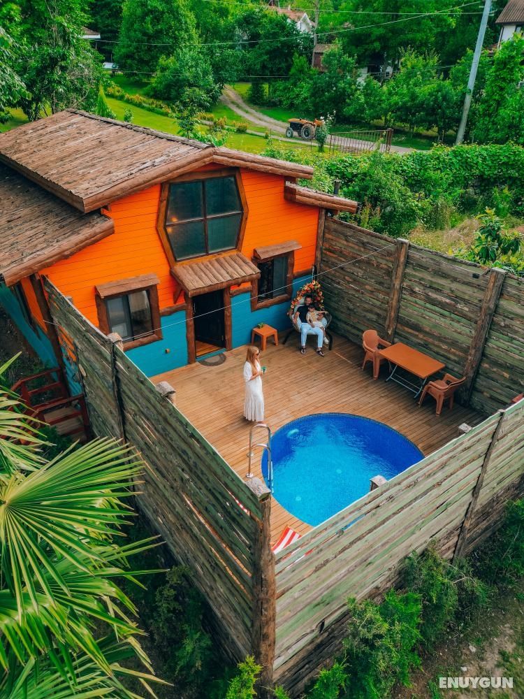 Candied Chestnuts, Garden View, Private Heated Pool