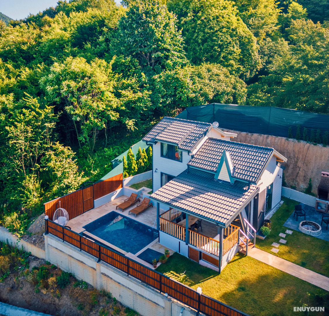 Bungalow 2+1 Room, Partial Lake View, Private Pool