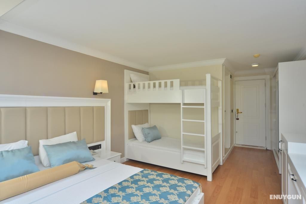 Standard Room with Bunk Beds