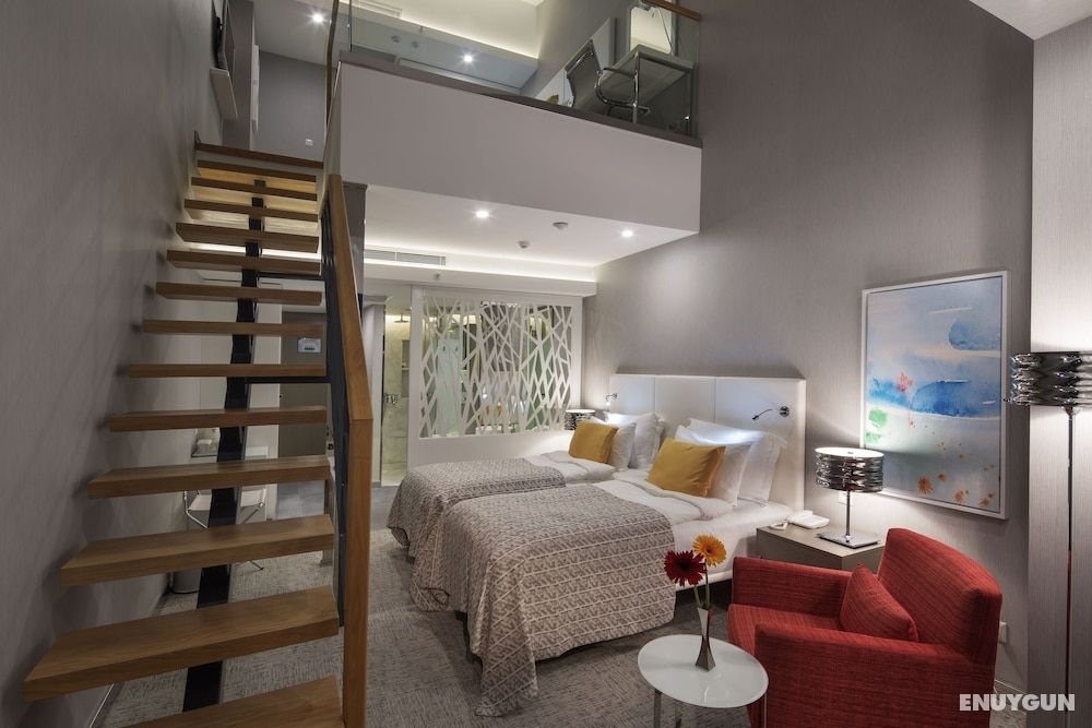 Duplex Suite 4 Person