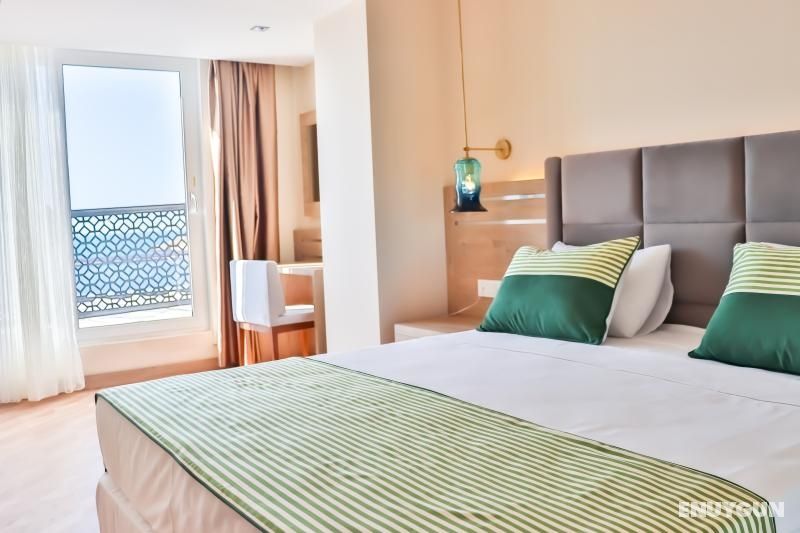 Grand Suite Custom Sea View