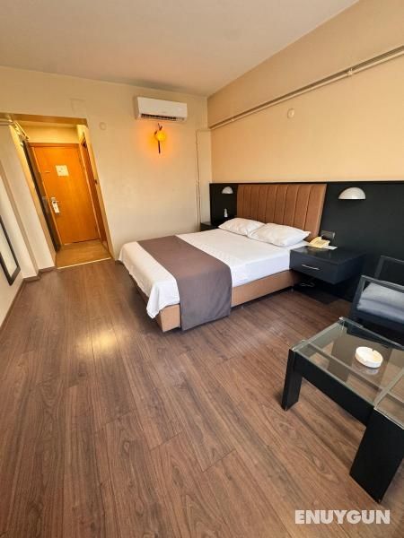 Standard Custom Double Room with Sea View