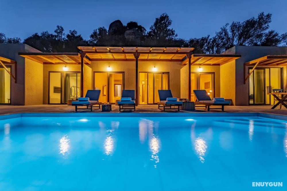 1+1 Room, Mountain or Pool View