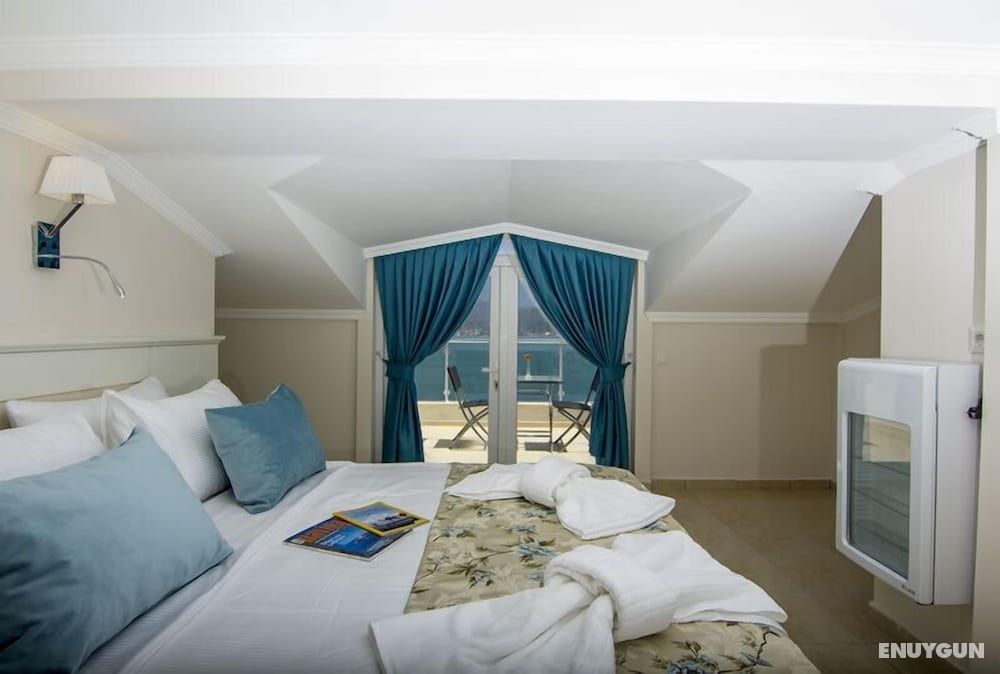 Loft, Sea View