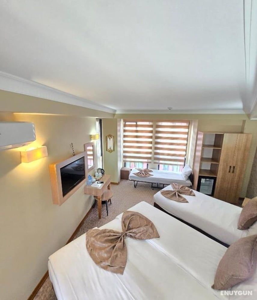Standard Room for 4 People