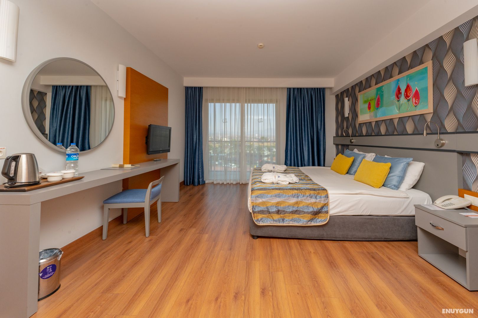 Sea Side Family Room - Hd