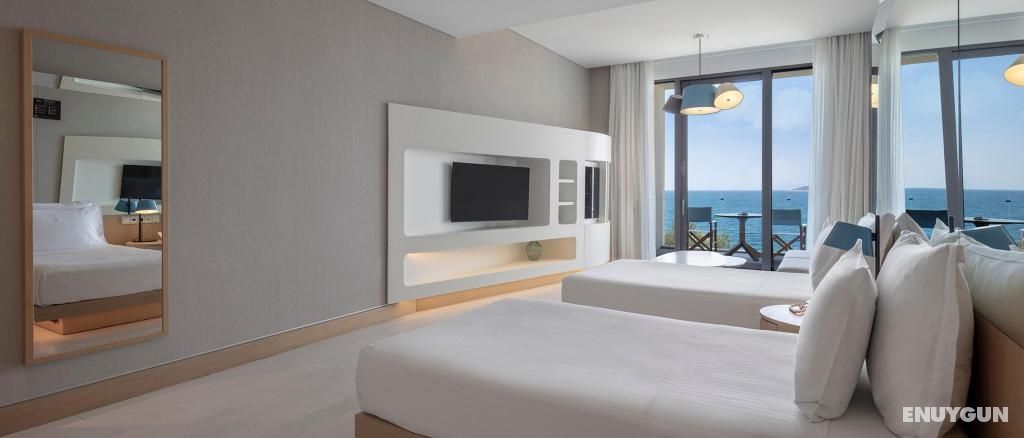Premium Room, Sea and Garden View, 2nd Floor Balcony