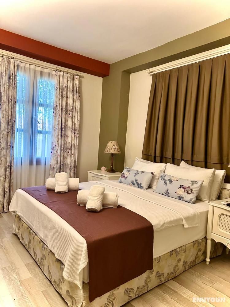Three Person Suite Room with Veranda