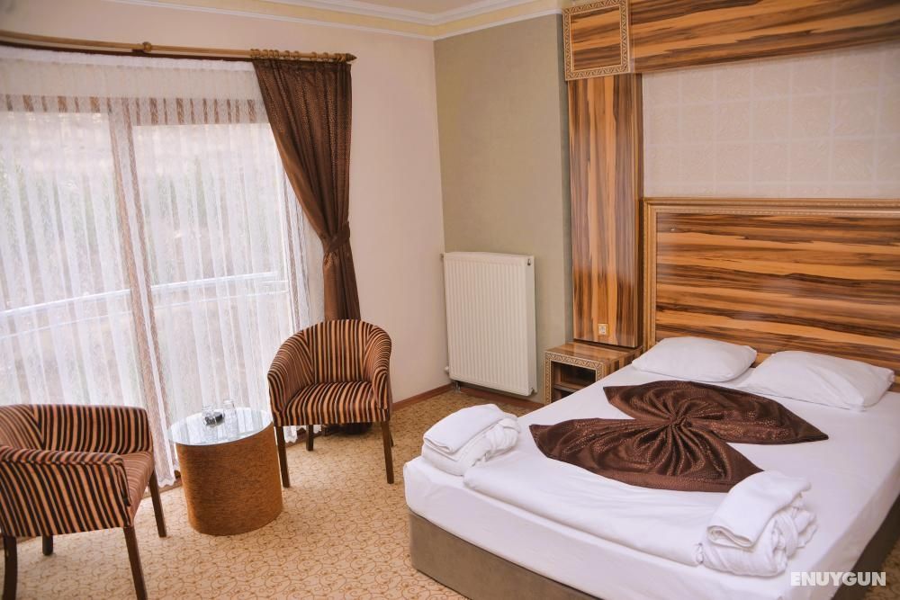 Family Suite, City or Mountain View