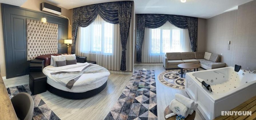 Executive Custom Suite Room