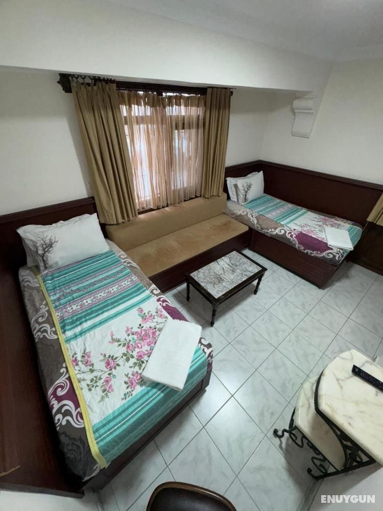 Classic Two Twin Bed Room