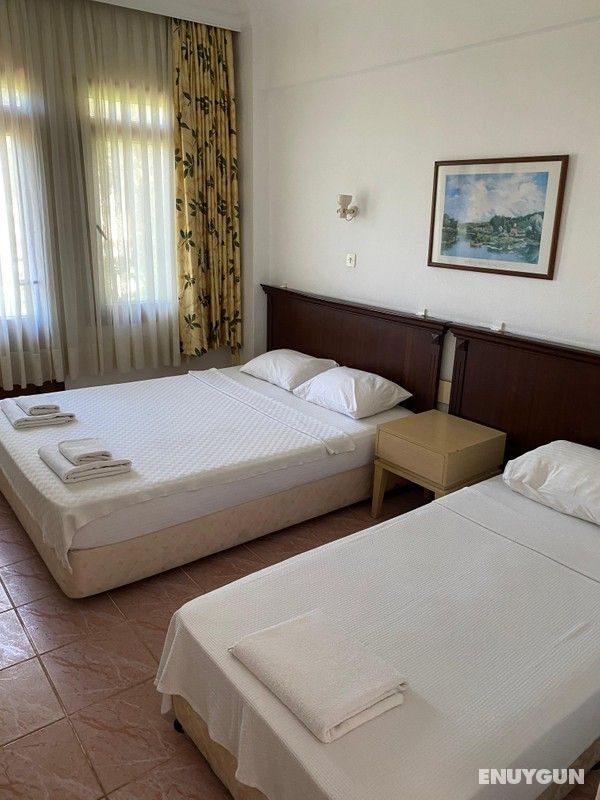 Standard - Triple Room