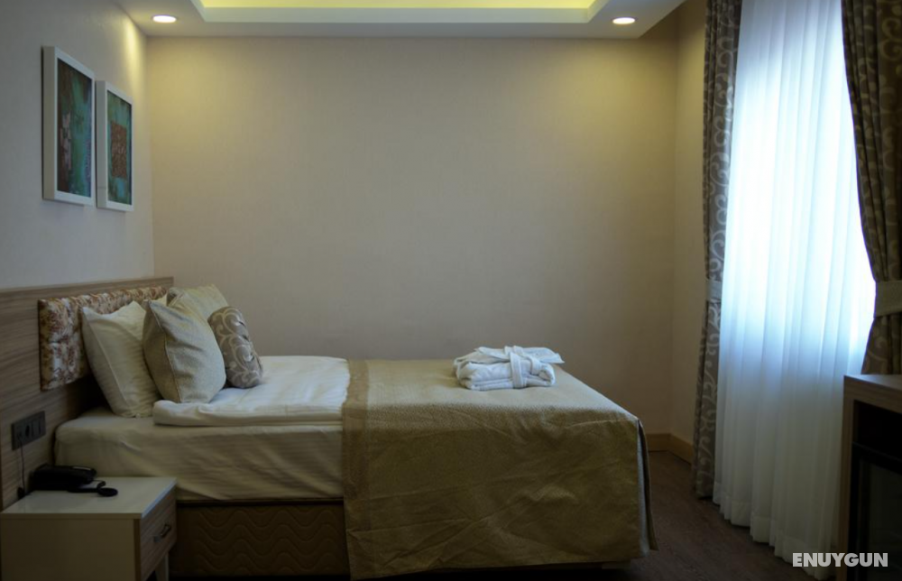 Standard Room, City View