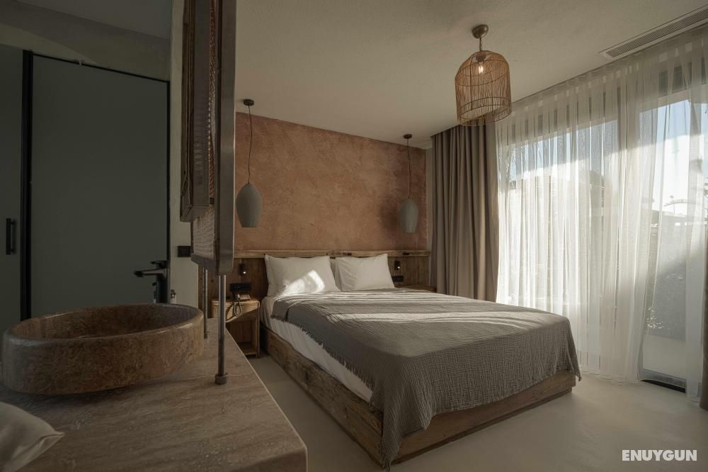Deluxe Room, Garden View, Garden Floor