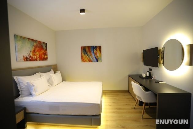 Standard Custom Room