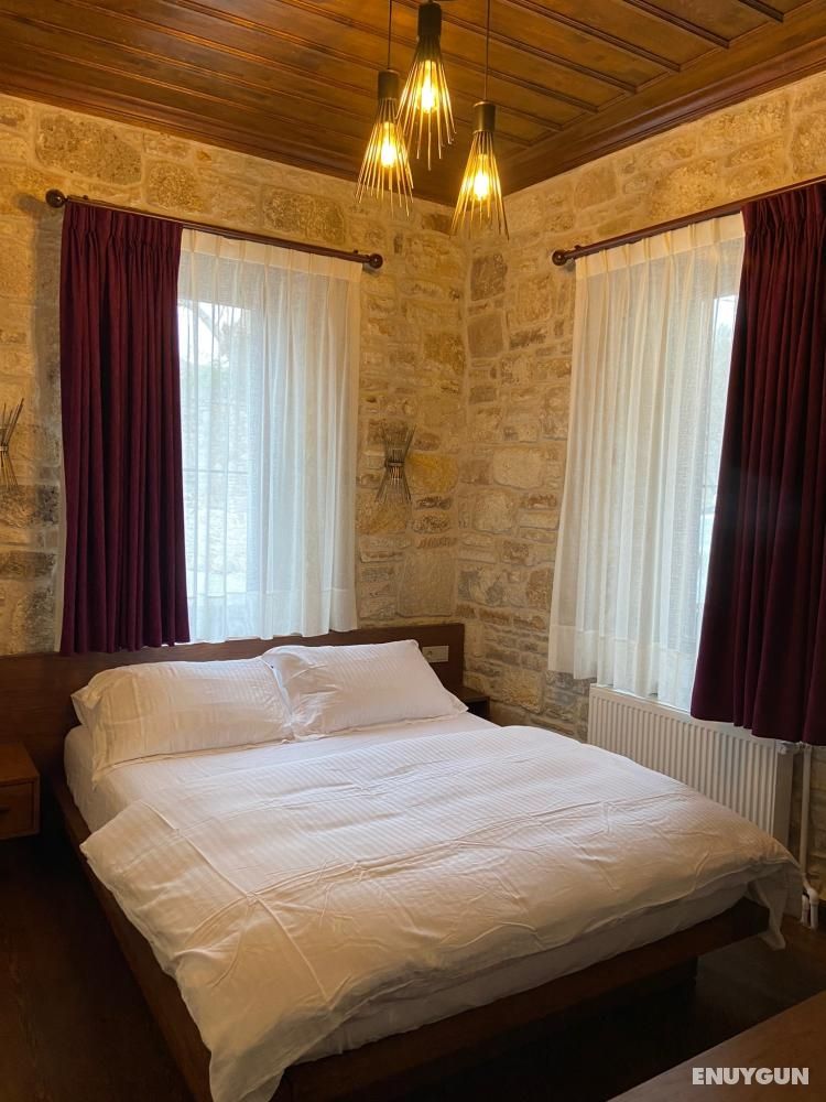 Standard Room, Courtyard View