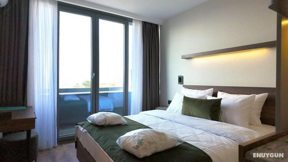 Standard Room, City View, Double Bed