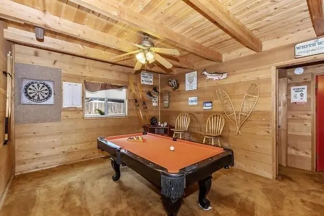 Ev, Birden Çok Yatak (012 - Lakefront Chalet)