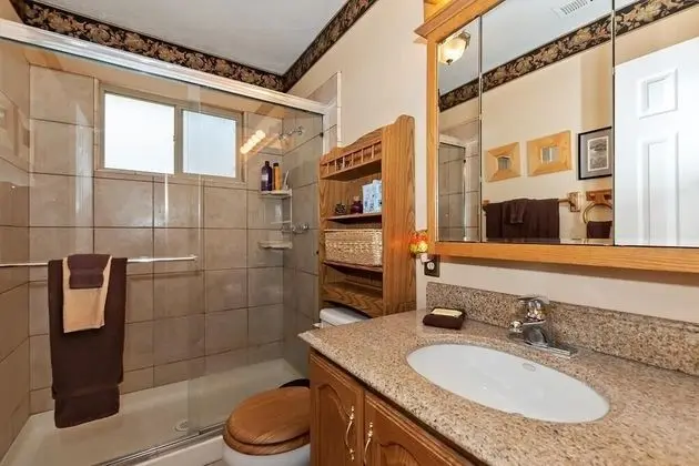 Ev, Birden Çok Yatak (041 - Snowcrest Cottage)