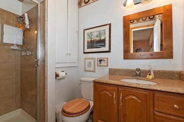 Ev, Birden Çok Yatak (041 - Snowcrest Cottage)