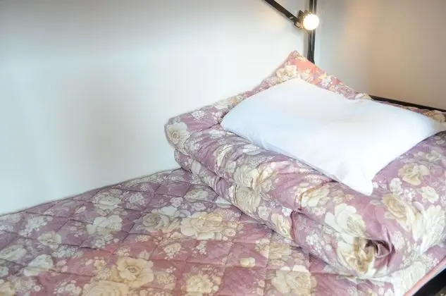 Comfort Ortak Ranzalı Oda, Sadece kadınlar için, Sigara İçilmez