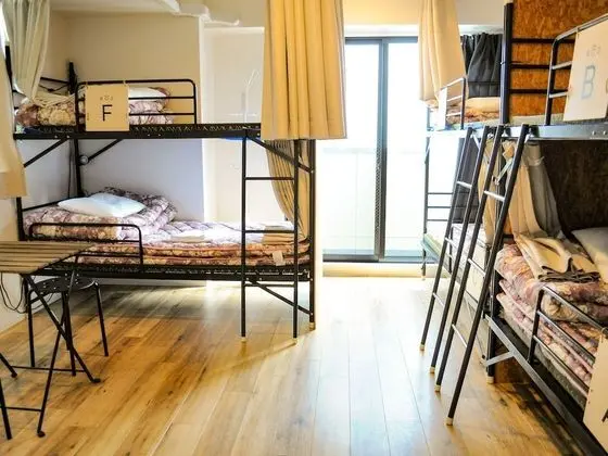 Comfort Ortak Ranzalı Oda, Sadece kadınlar için, Sigara İçilmez