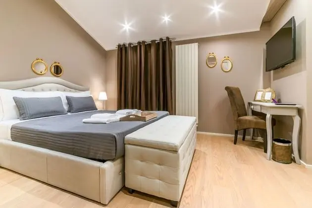 Junior Oda, 1 Büyük (Queen) Boy Yatak, Sigara İçilmez