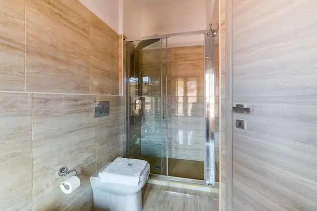 Junior Oda, 1 Büyük (Queen) Boy Yatak, Sigara İçilmez