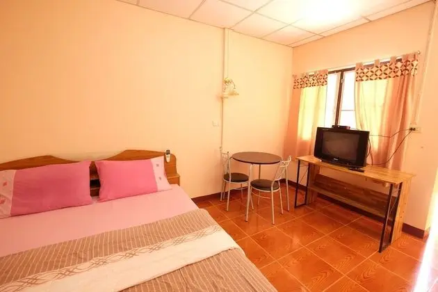 Bungalow with Air Conditioner