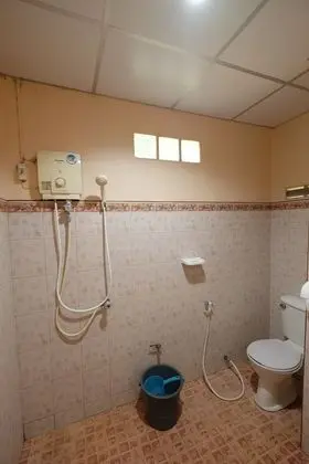 Bungalow with Air Conditioner