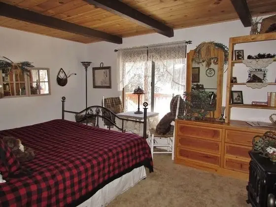 Kulübe, Birden Çok Yatak (063 - JBs Pinecone Lodge)