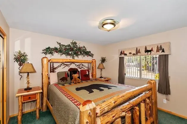 Kulübe, Birden Çok Yatak (085 - Bear Paw Chalet)