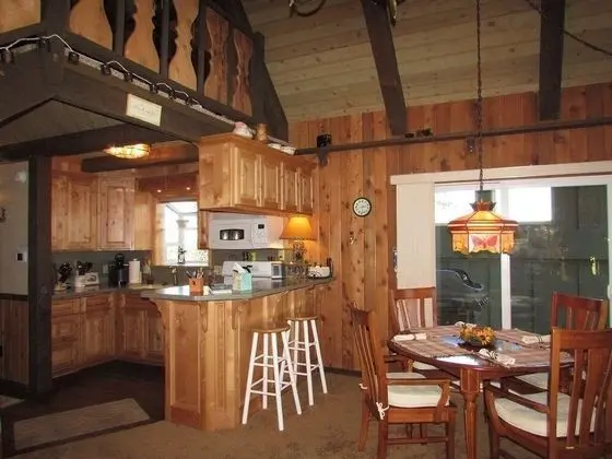 Kulübe, Birden Çok Yatak (088 - Rockspray Chalet)