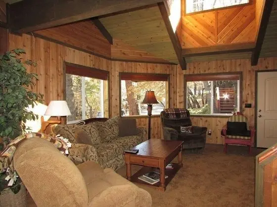 Kulübe, Birden Çok Yatak (088 - Rockspray Chalet)