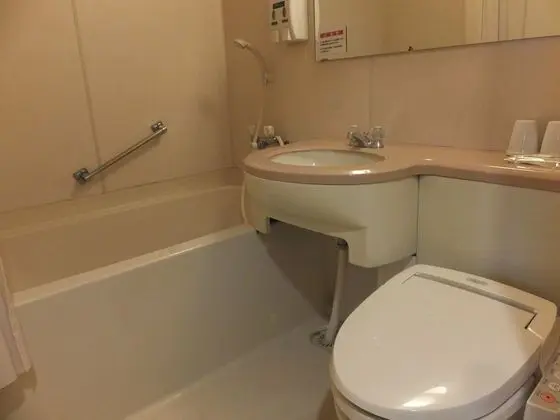 Tek Büyük Yataklı Oda, Sigara İçilebilir (140 cm bed, check in until Midnight)