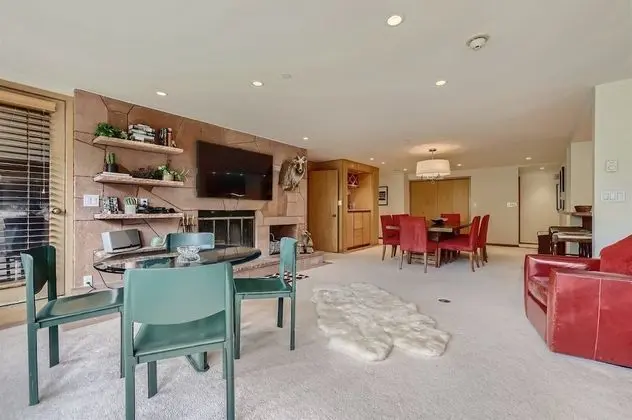 Daire (1-44 W Meadow Dr. 7 Meadow Vail Place)